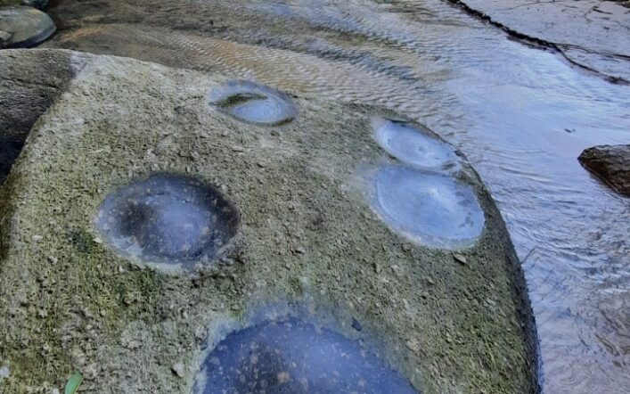 Tour de Experiência:10 praias desertas passa por oficina lítica,na praia triste