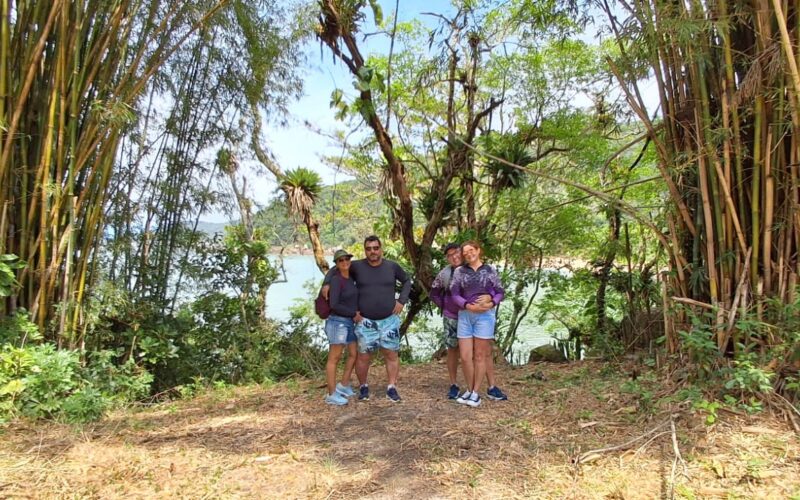 Tour Ecológico 10 praias desertas com cachoeira