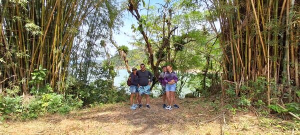 Tour Ecológico 10 praias desertas com cachoeira