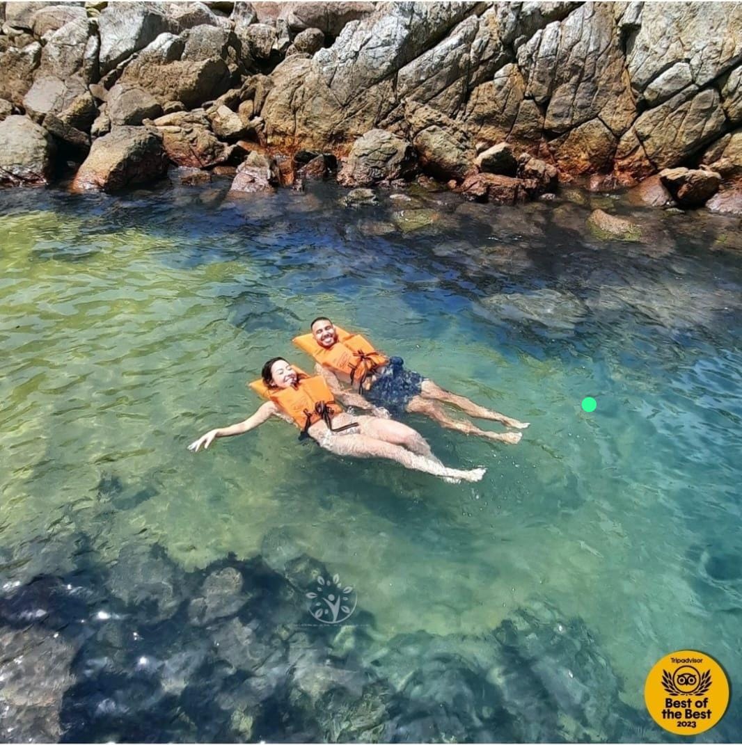 Atividade de Flutuação com Snorkel na Ilha do Macuco