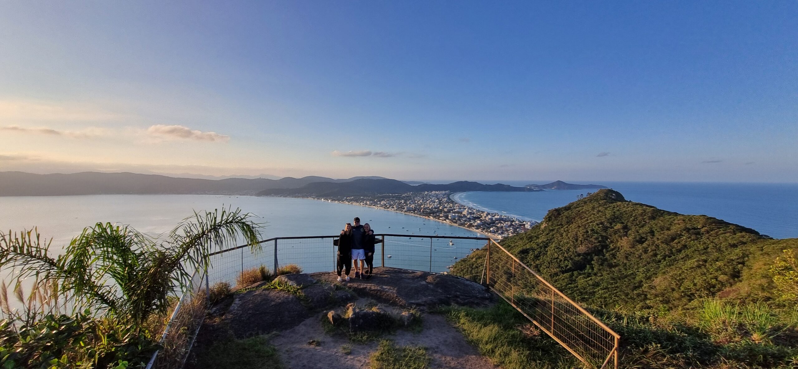 Descubra Bombinhas com a Zimbros Ecotour