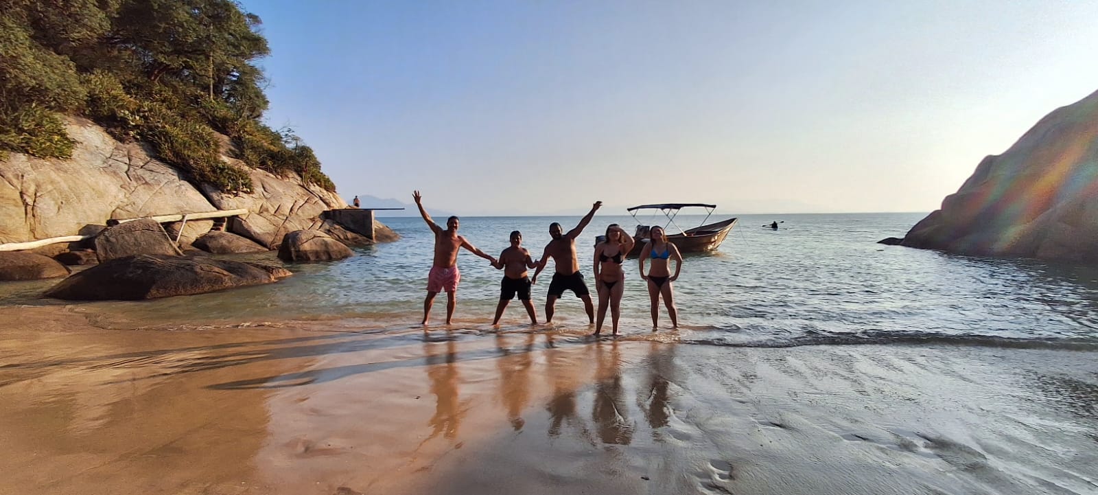 Entardecer na Praia do cação é com a Zimbros Ecotour