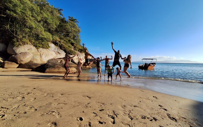 Praia do Cação em Bombinhas: Um Paraíso em Santa Catarina