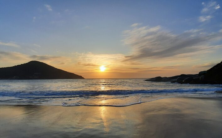 O que antes foi esconderijo de um soldado e cenário de histórias espirituais, hoje é símbolo de conservação e turismo consciente.