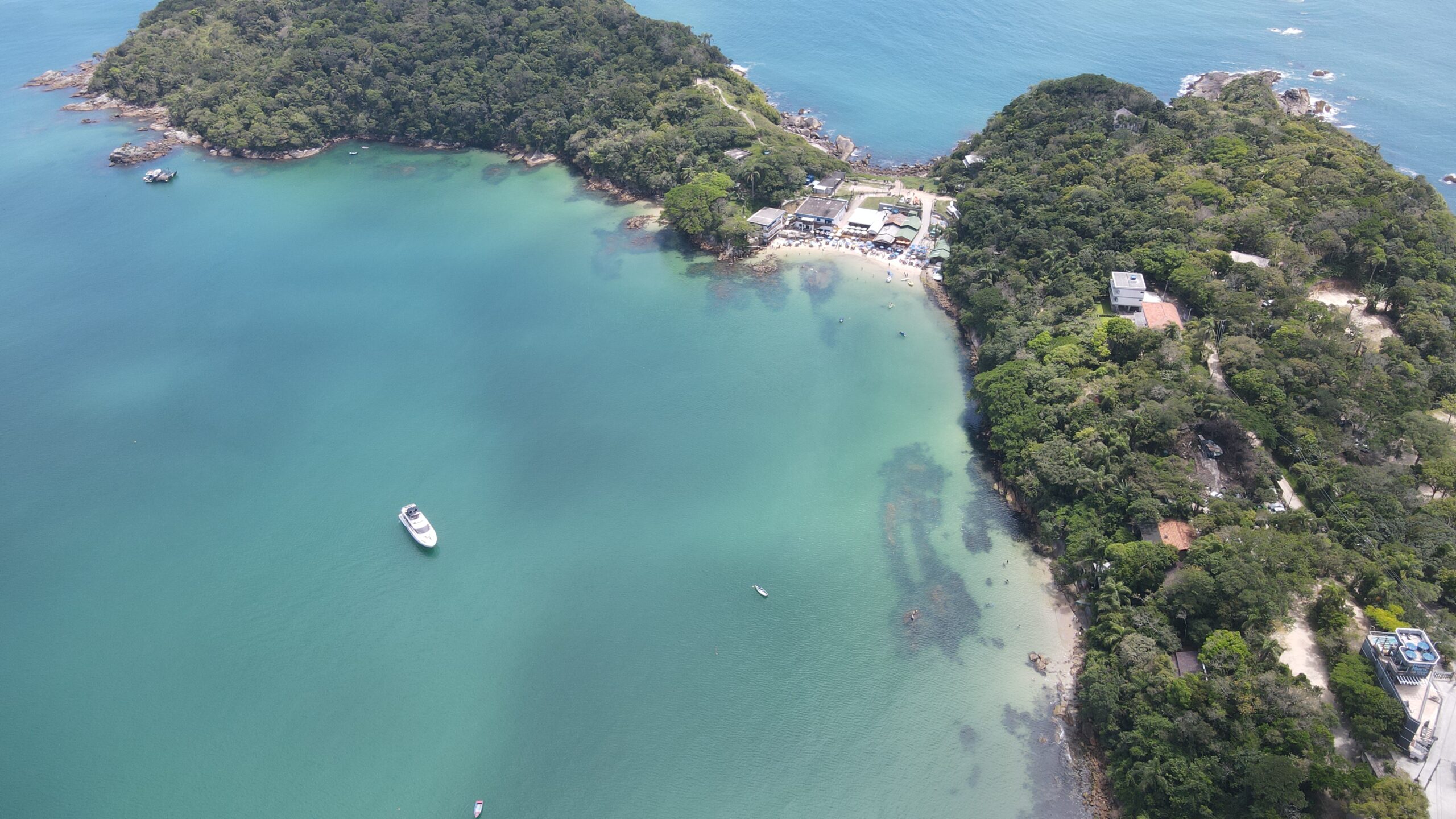 Novo Passeio de Snorkel na Praia do Biguá em Bombinhas
